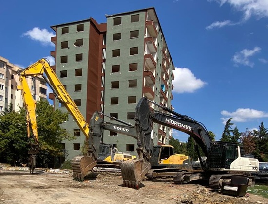 Sınırsız içerik ve tasarım özelleştirme özellikleri ile gelişmiş son panel dinamik yapı oluştur kolayca yönet teknik bilgi gerektirmeden firmanız hakkında sizi rakiplerinizden ayıracak profesyonel web tasarım scriptimizi çok uygun fiyata kullanın.